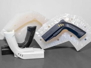 Choosing the Right Injection Mold: Single, Multi-Cavity or Family Mold? 6 urethane casting